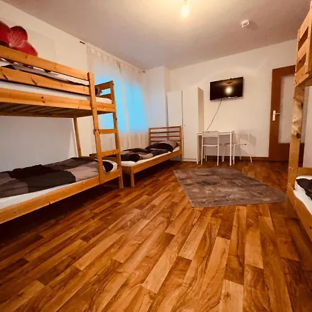 Monteurwohnung Uhrturm *